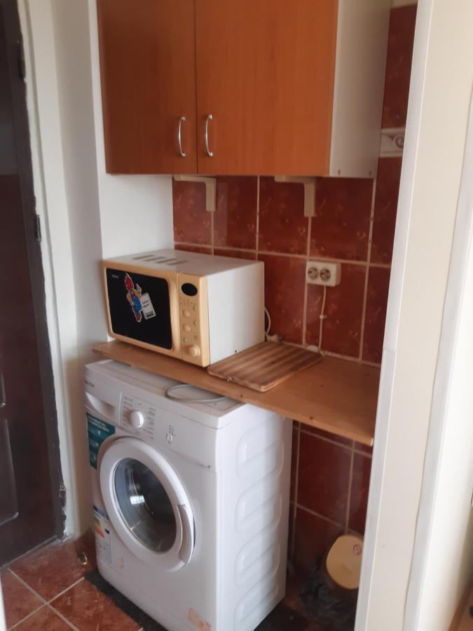 Appartement Lucian Studio à Bucarest Extérieur photo