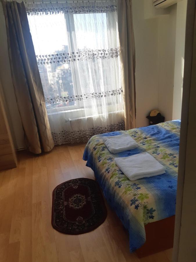 Appartement Lucian Studio à Bucarest Extérieur photo